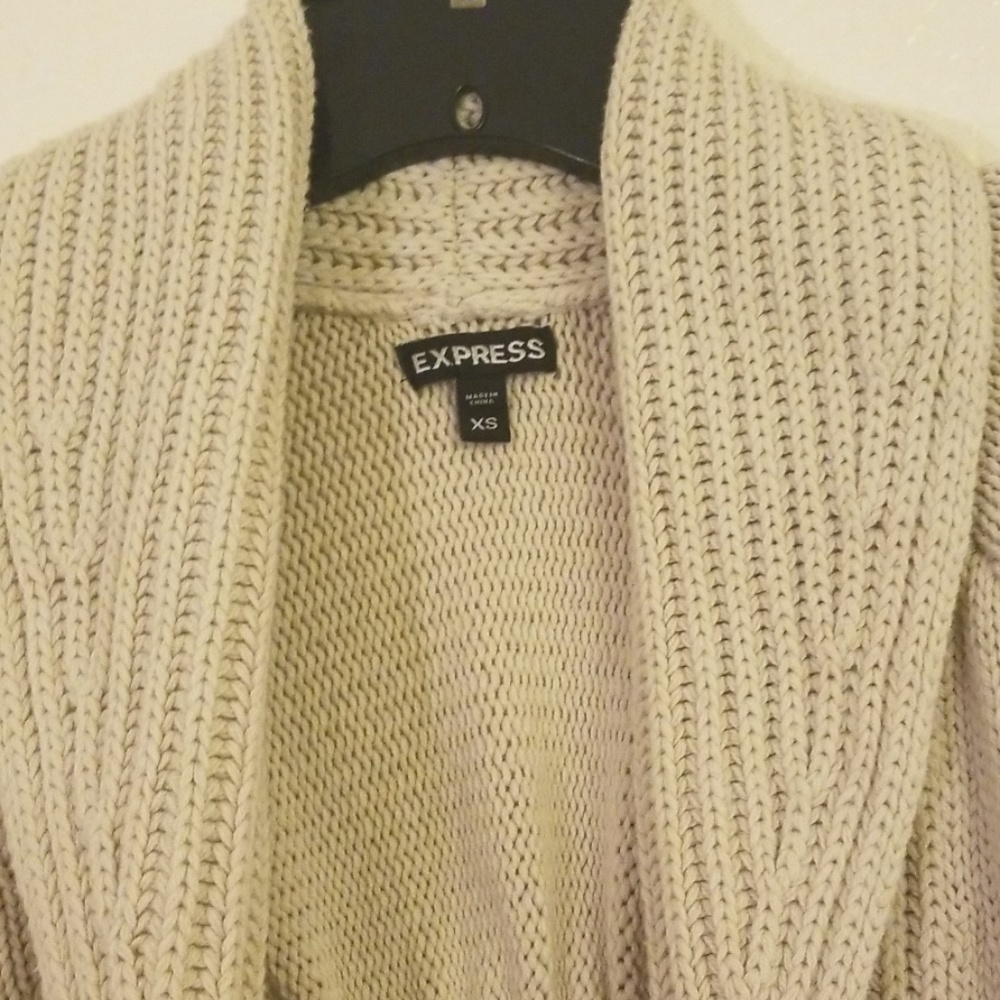 EXPRESS Collared Sweater - Picture 3 of 3